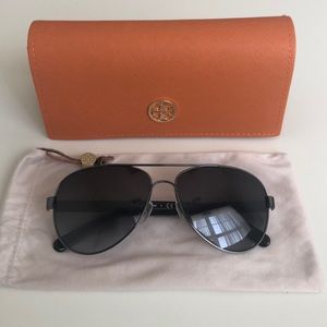 Tory Burch Aviator Sunglasses